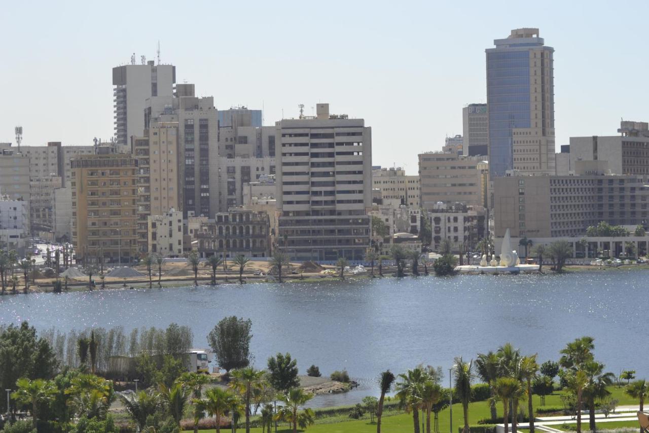 Jeddah Lake Hotel Eksteriør billede